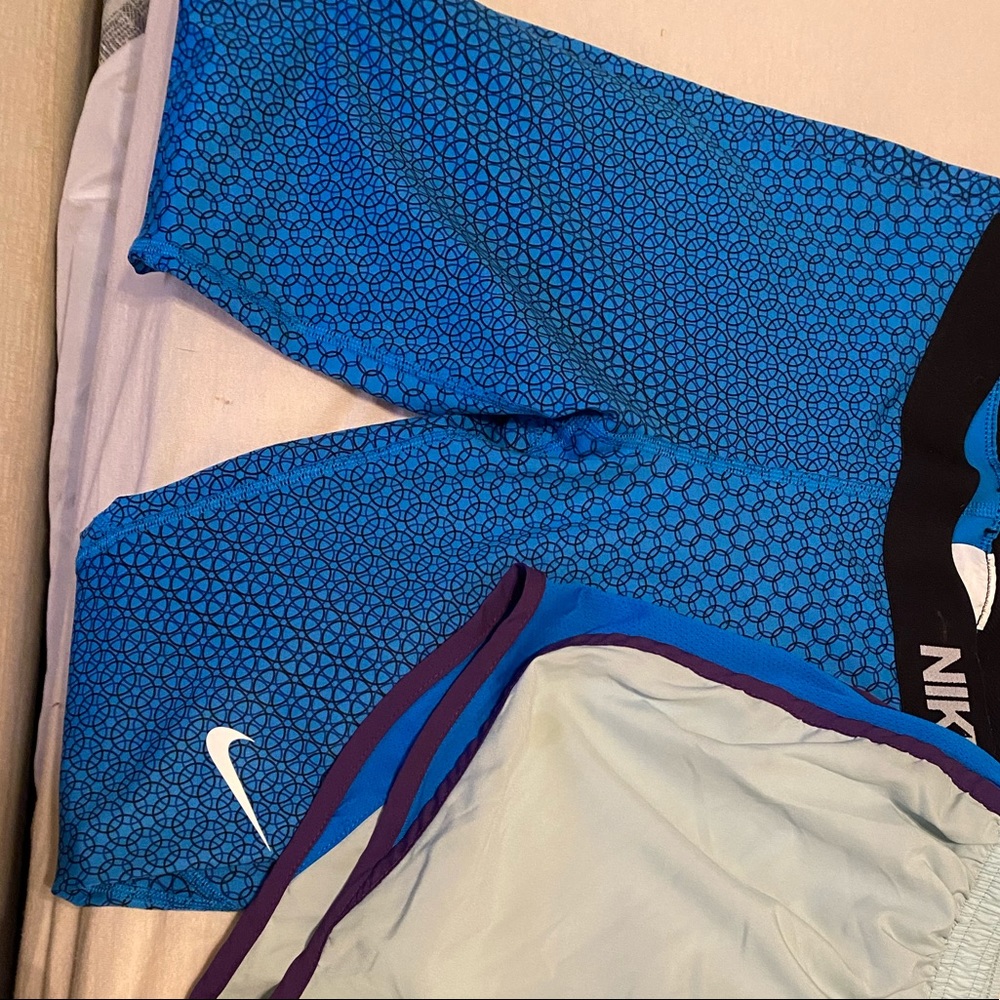 Nike leggings.